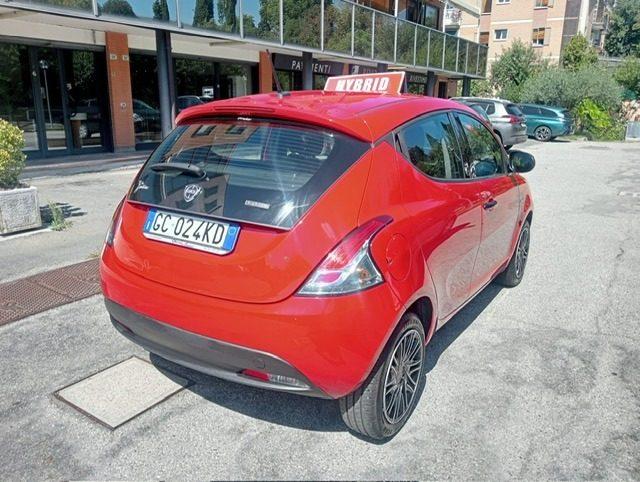 LANCIA Ypsilon 1.0 FireFly 5 P. S&S Hybrid Ecochic KM 21.000!!