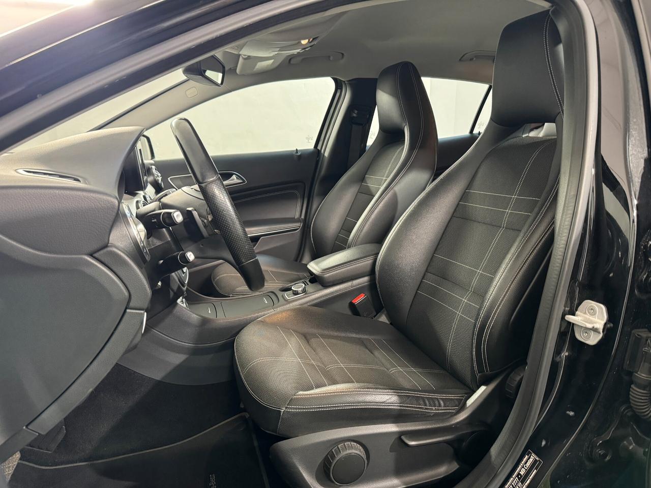 Mercedes-benz GLA 200 d Sport EURO6 AUTOMATICA