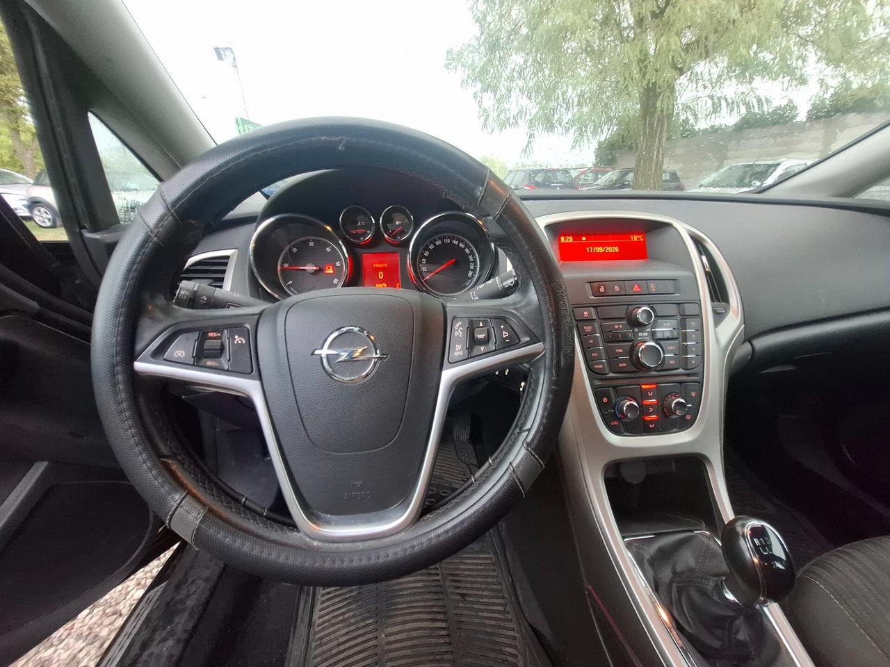 Opel Astra 1.7 CDTI 110CV Sports Tourer Cosmo