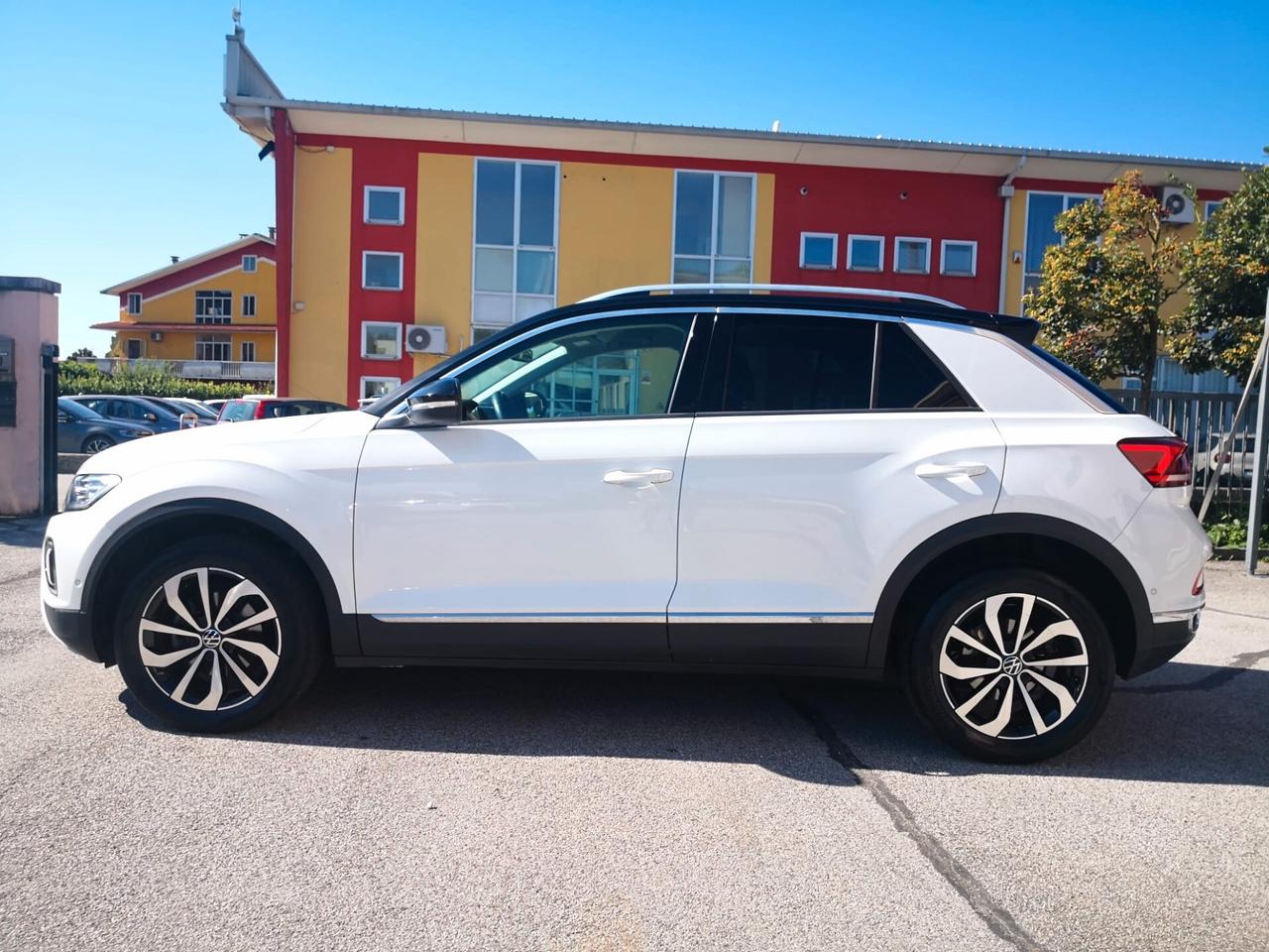 Volkswagen T-Roc 1.5 TSI 150CV DSG ***TELECAMERA***CAR PLAY***LED***
