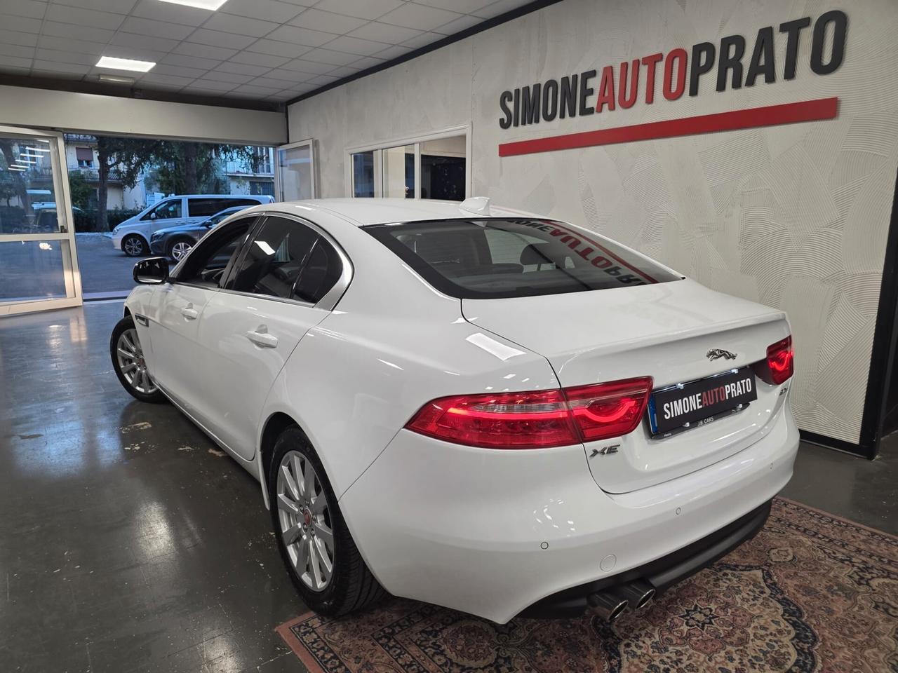Jaguar XE 2.0 D Turbo 180CV Portfolio