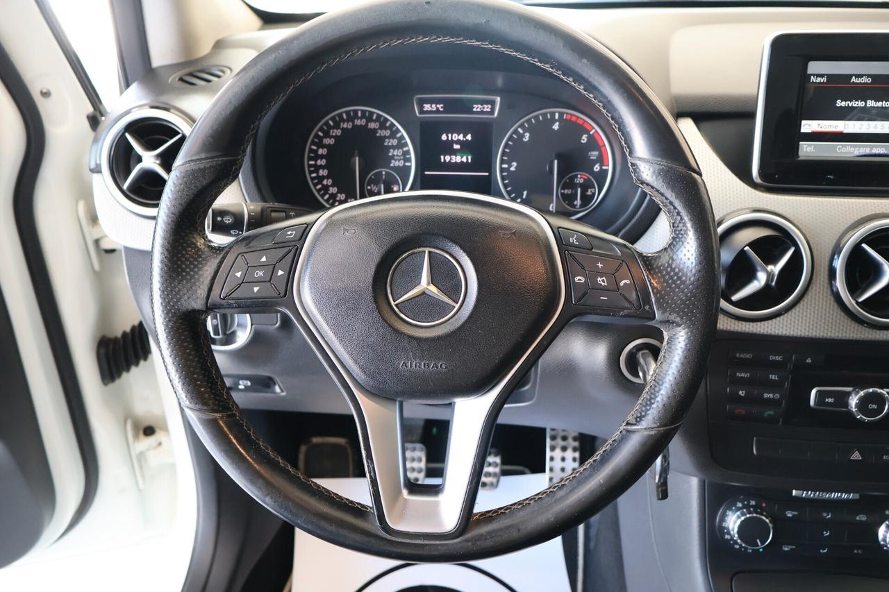 Mercedes-benz B 180 d Premium