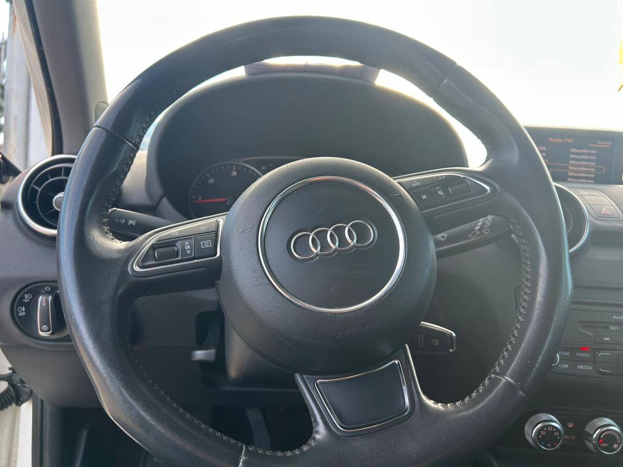 Audi A1 SPB 1.6 TDI 105 CV Ambition