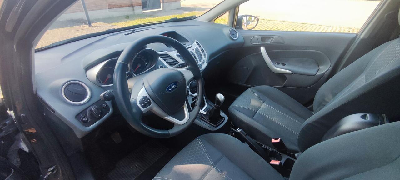 Ford Fiesta 1.2 82 CV 5 porte Titanium