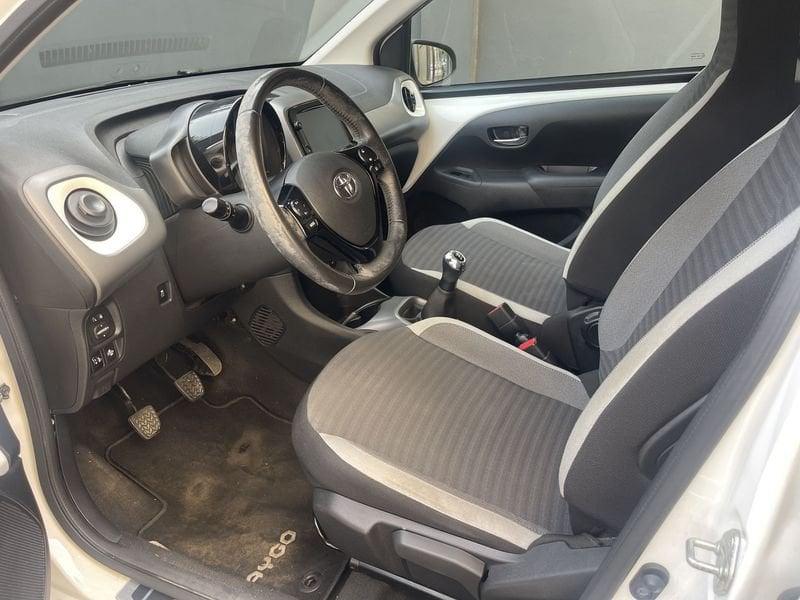 Toyota Aygo 1.0 VVT-i x-clusiv
