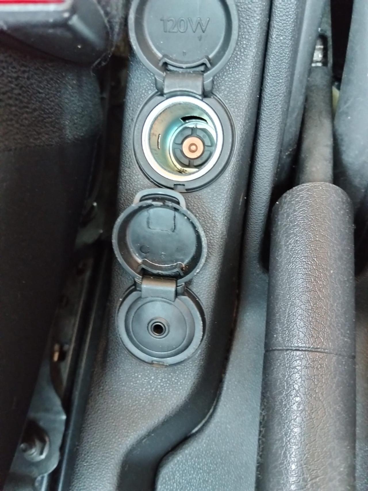 Citroen C3 1.2 VTi 82Cv Clima*Aux*Neopatentati