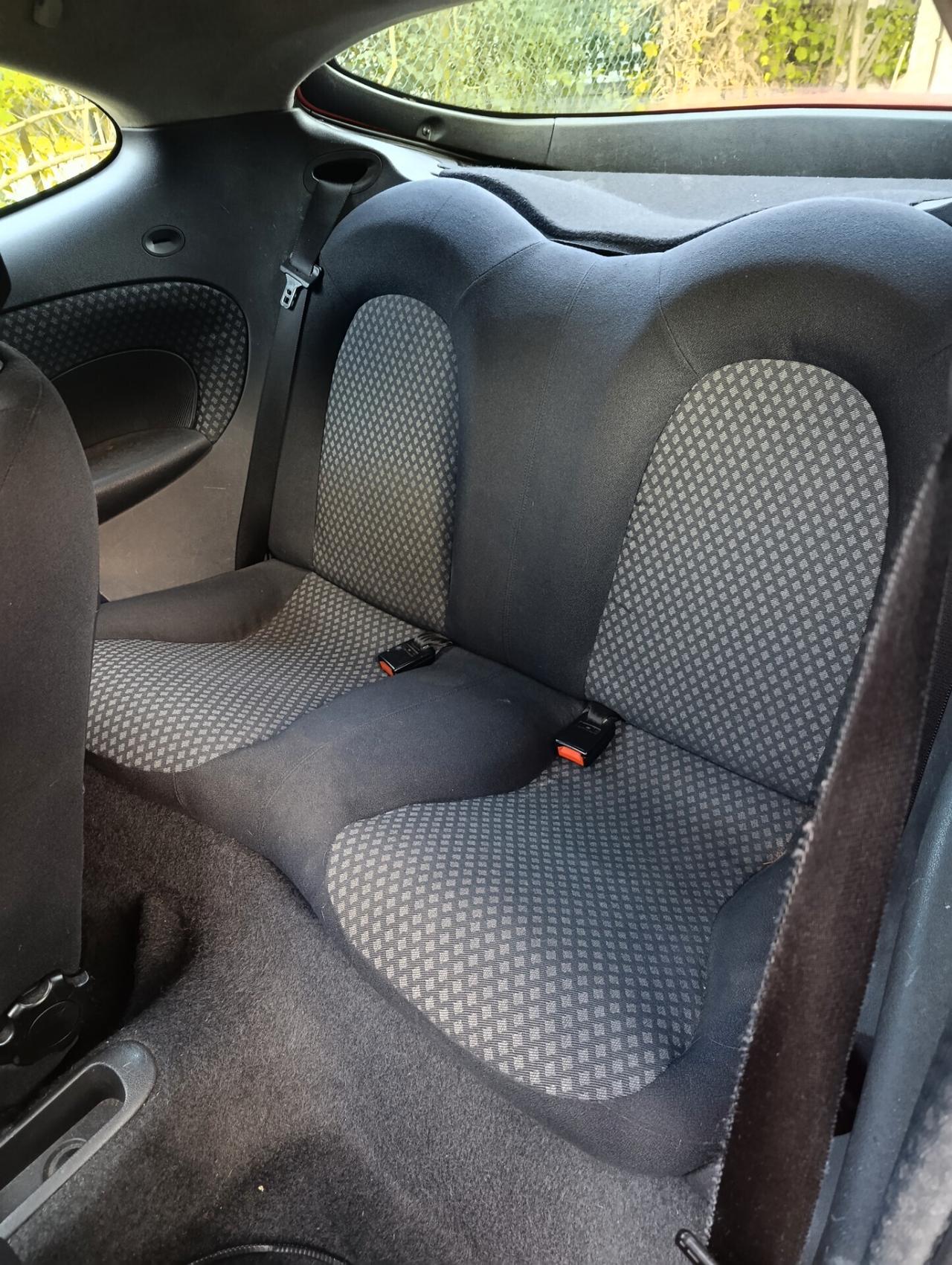 Ford Puma 1.7i 16V cat #GM