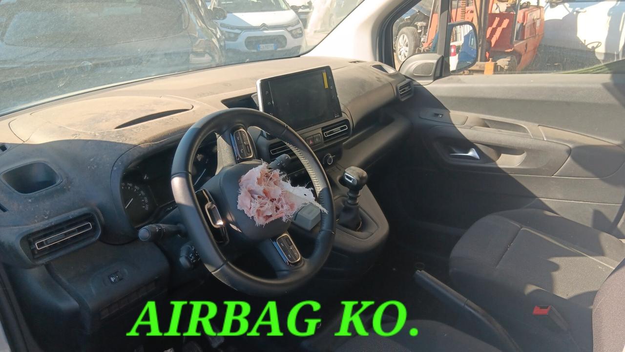 Fiat Doblo incidentata sinistrata mondialcars 09.2023