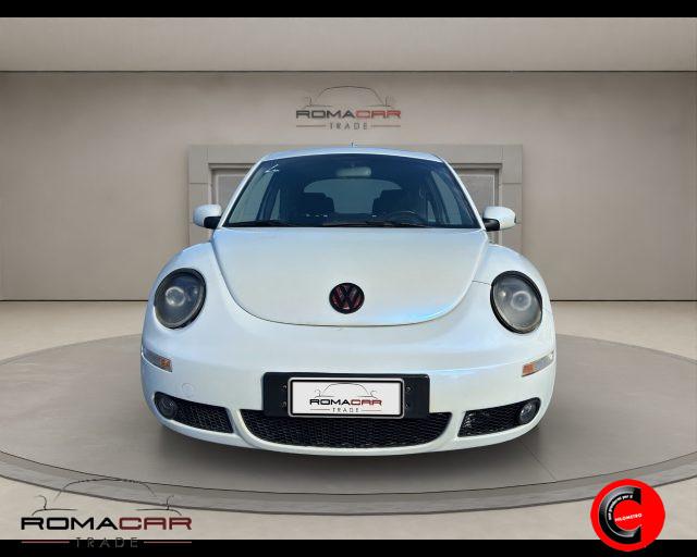 VOLKSWAGEN New Beetle 1.6
