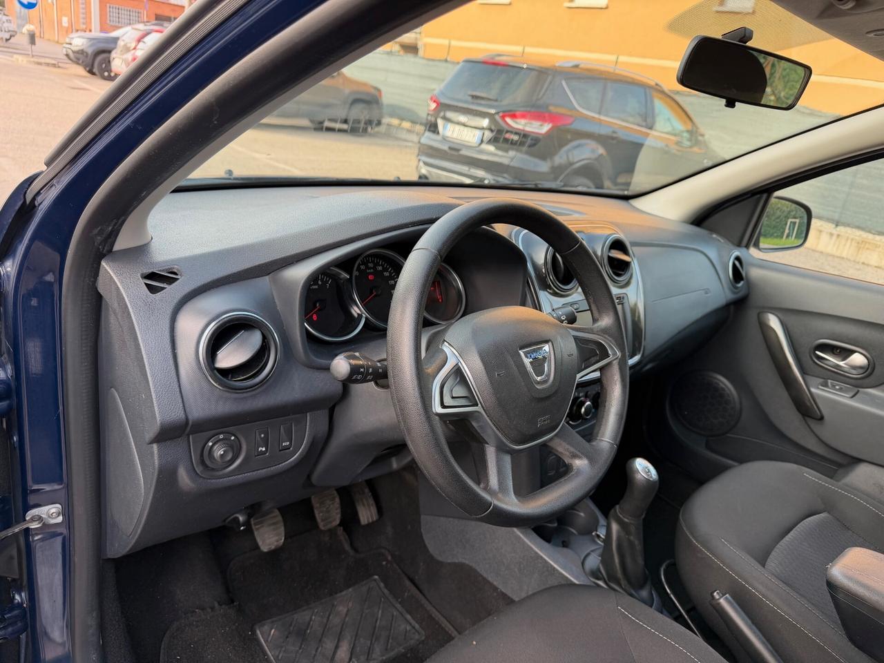 Dacia Sandero 1.5 dci - NEOP. - NAV. - 12 MESI DI GARANZIA -