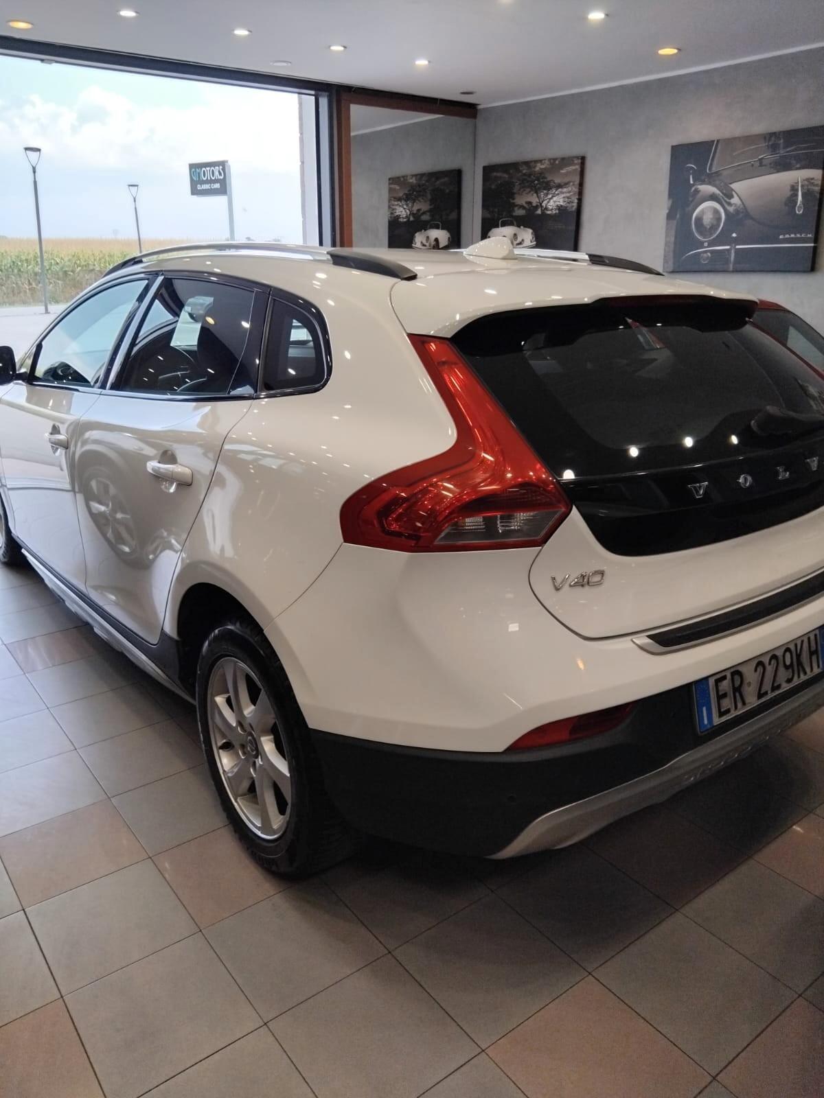 Volvo V40 Cross Country V40 Cross Country D2 1.6 Momentum