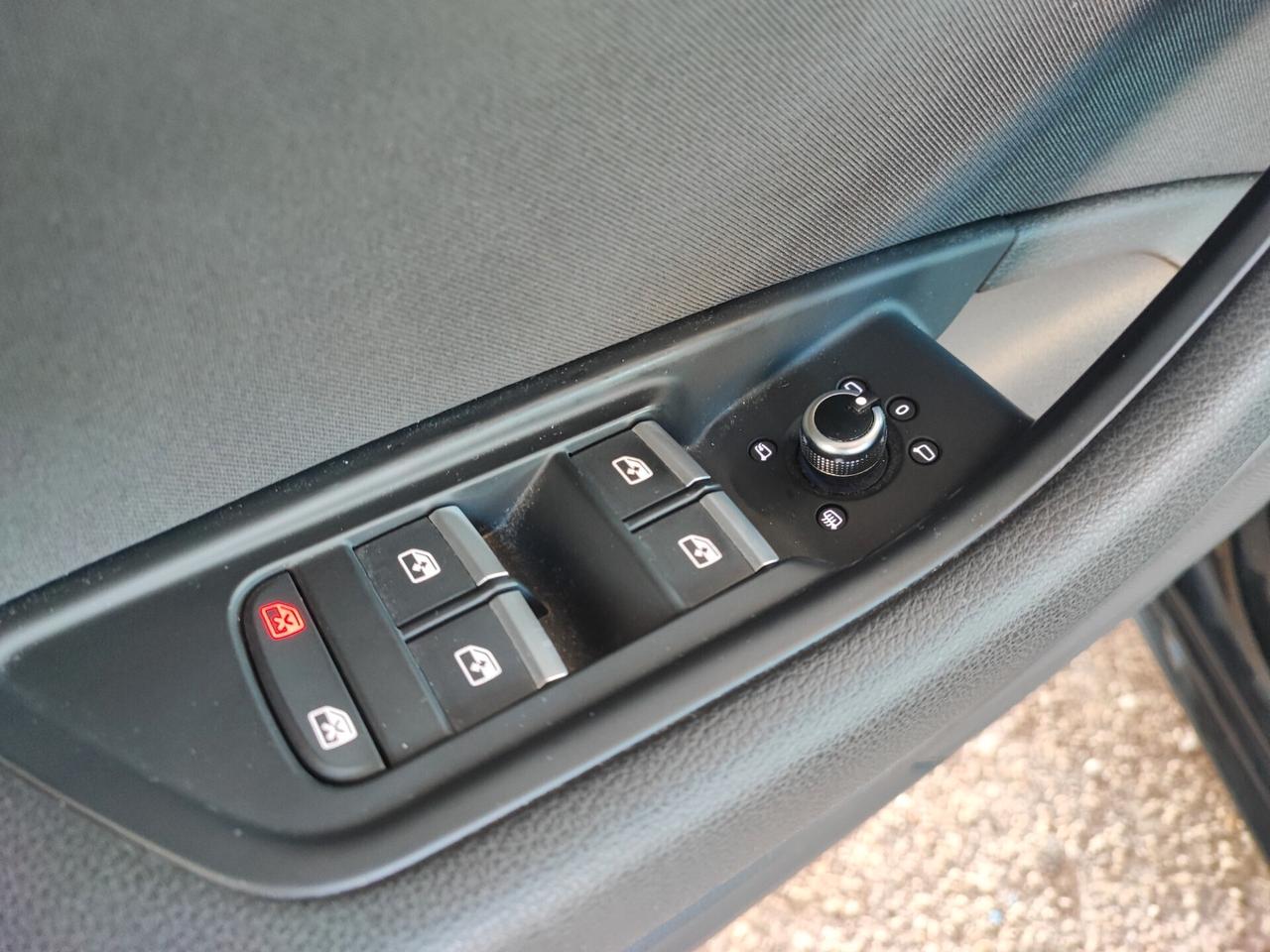 Audi A4 Avant 35 TDI/163 CV S tronic line edition