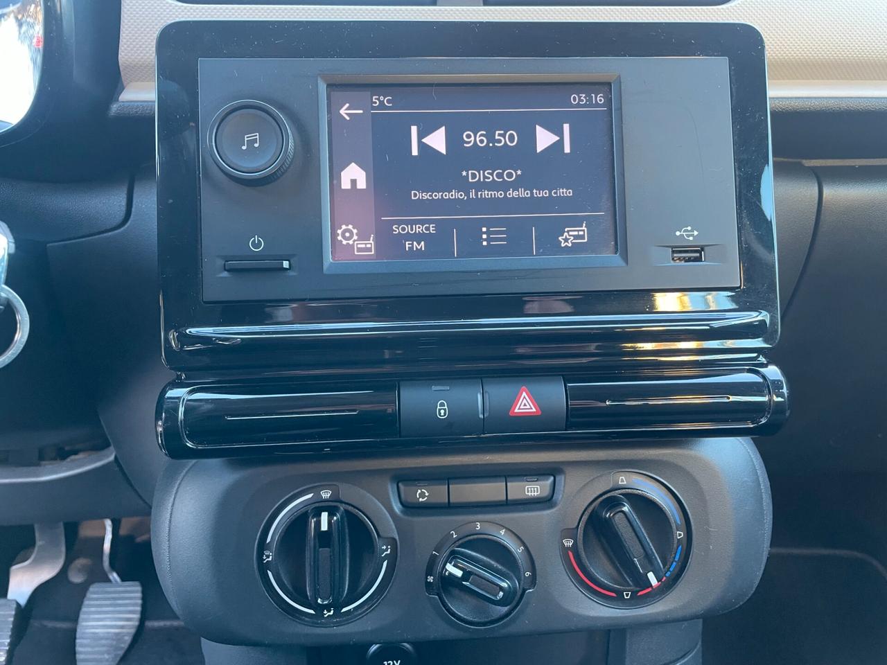 Citroen C3 PureTech 83 S&S Live NO CLIMA IDONEA NEOPATENTATI