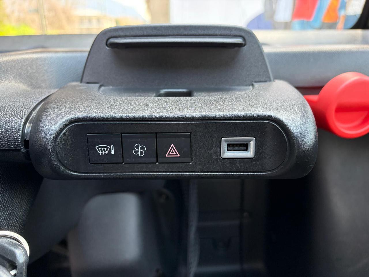 Citroen Ami elettrica My Pack Grey