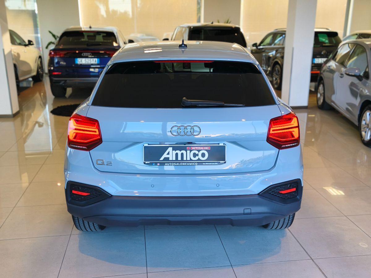 AUDI Q2 2.0 TDI S-tronic Grigio Freccia Perla Cokpit