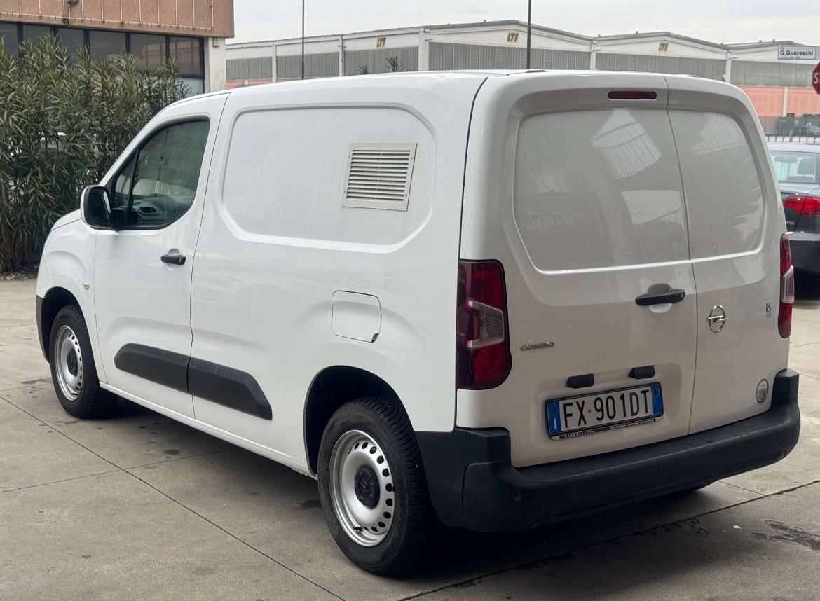 Opel Combo Cargo 1.6 Diesel PC 1000kg Edition