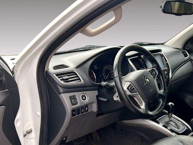 MITSUBISHI L200 2.4 DI-D/181CV Double Cab Intense