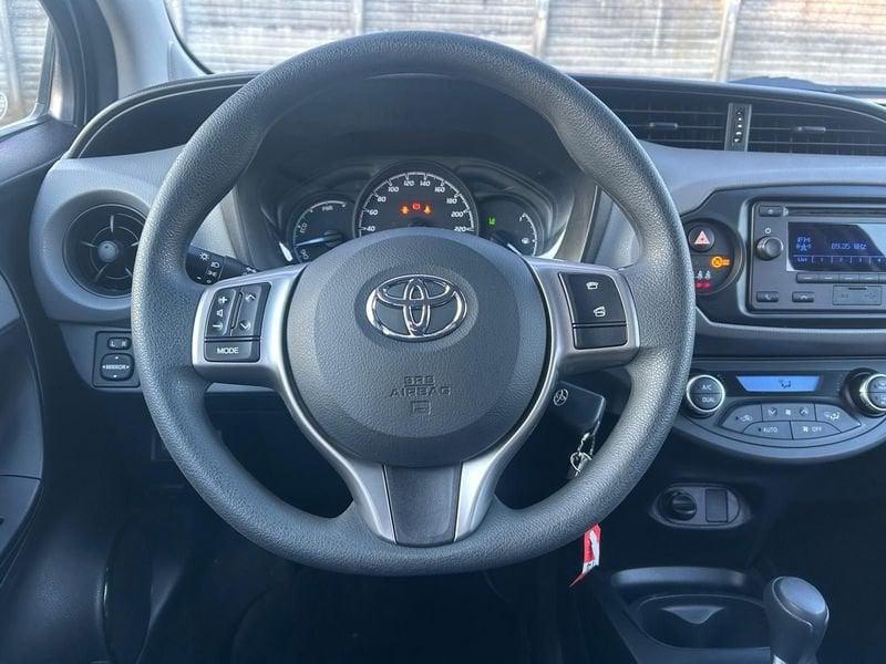 Toyota Yaris Yaris 1.5 Hybrid 5 porte Cool