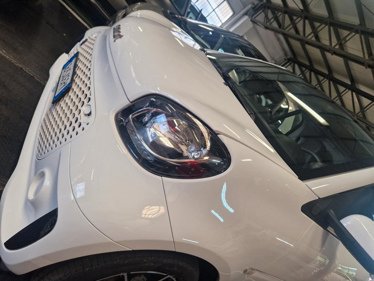 Smart ForTwo EQ full electric solo 32000km prezzo reale