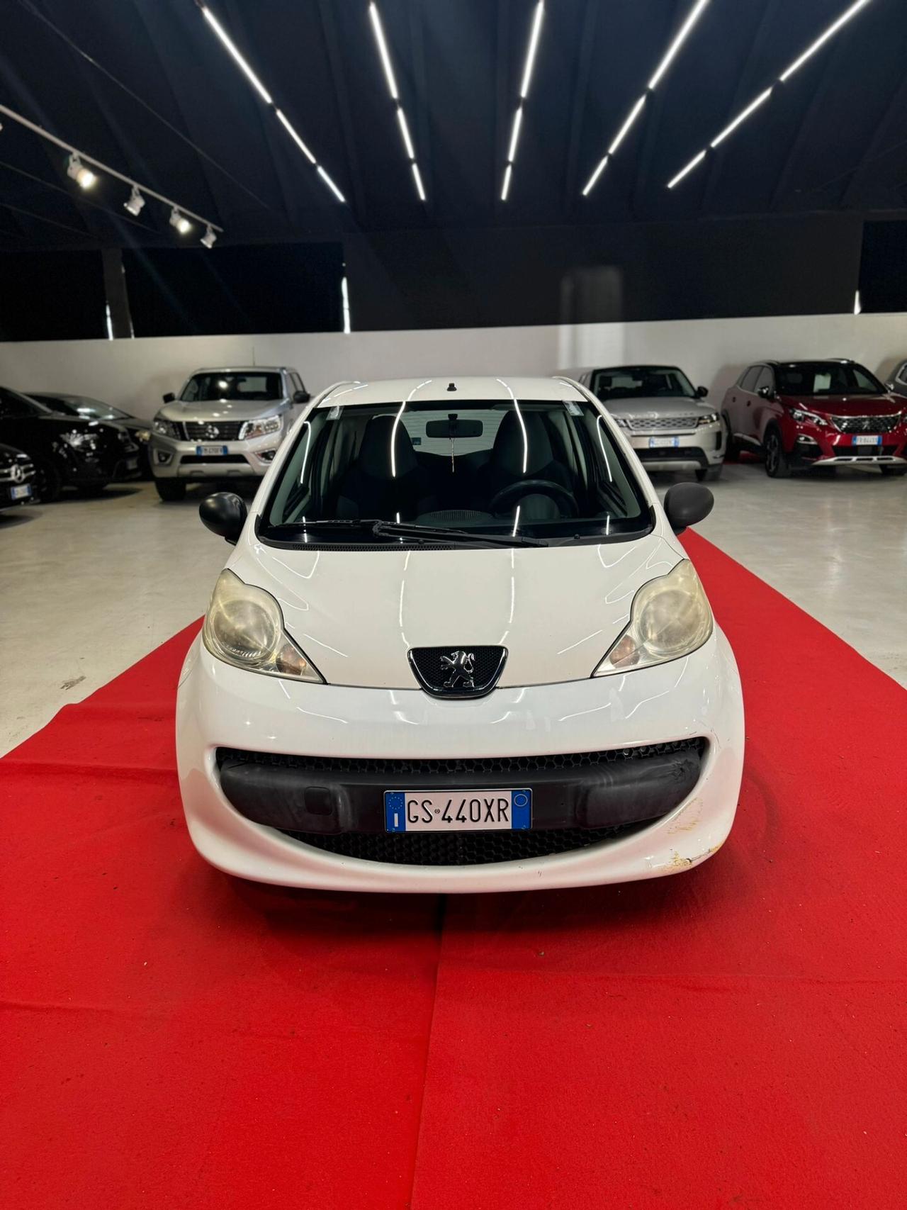 PEUGEOT 107 NEOPATENTATI