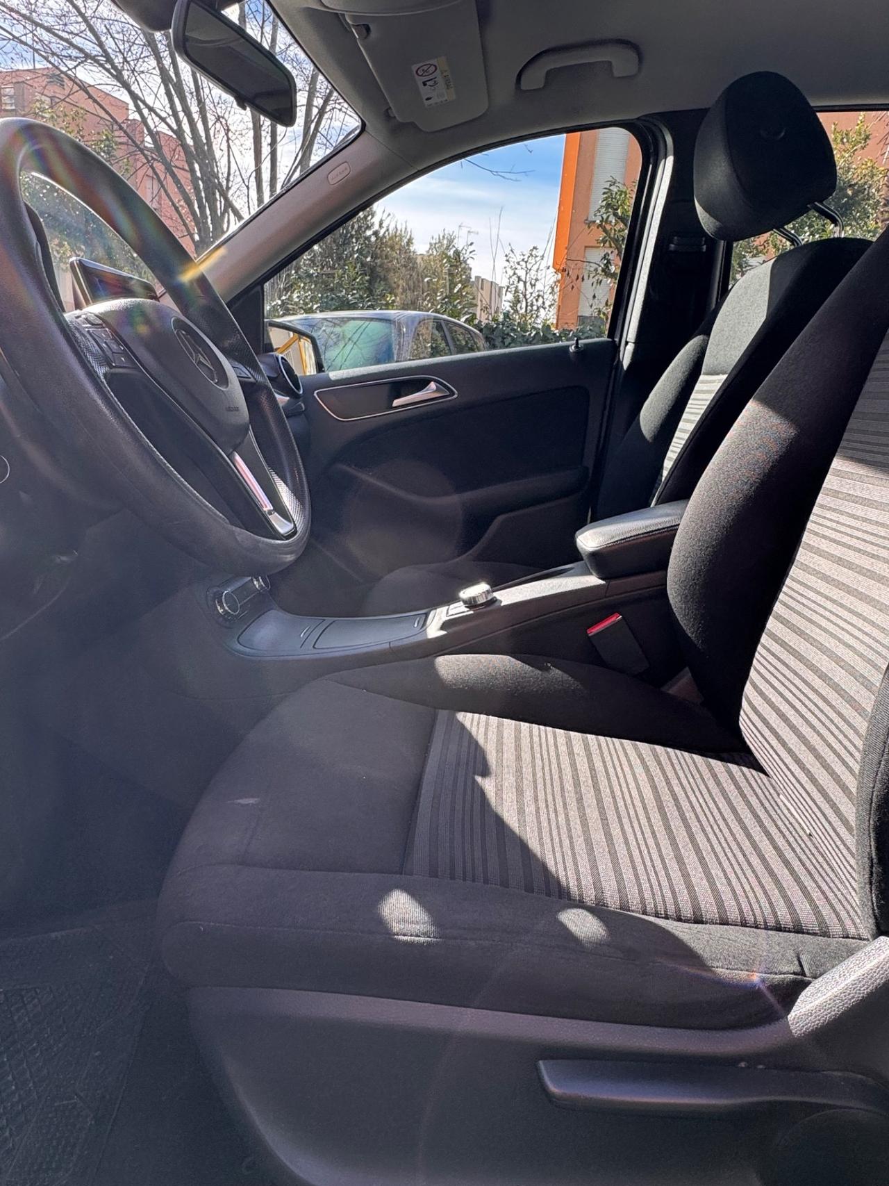 Mercedes-benz B 180 CDI Automatic Premium