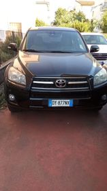 TOYOTA RAV4 RAV4 2.2 D-4D 136 CV Luxury cambio autom EURO 5