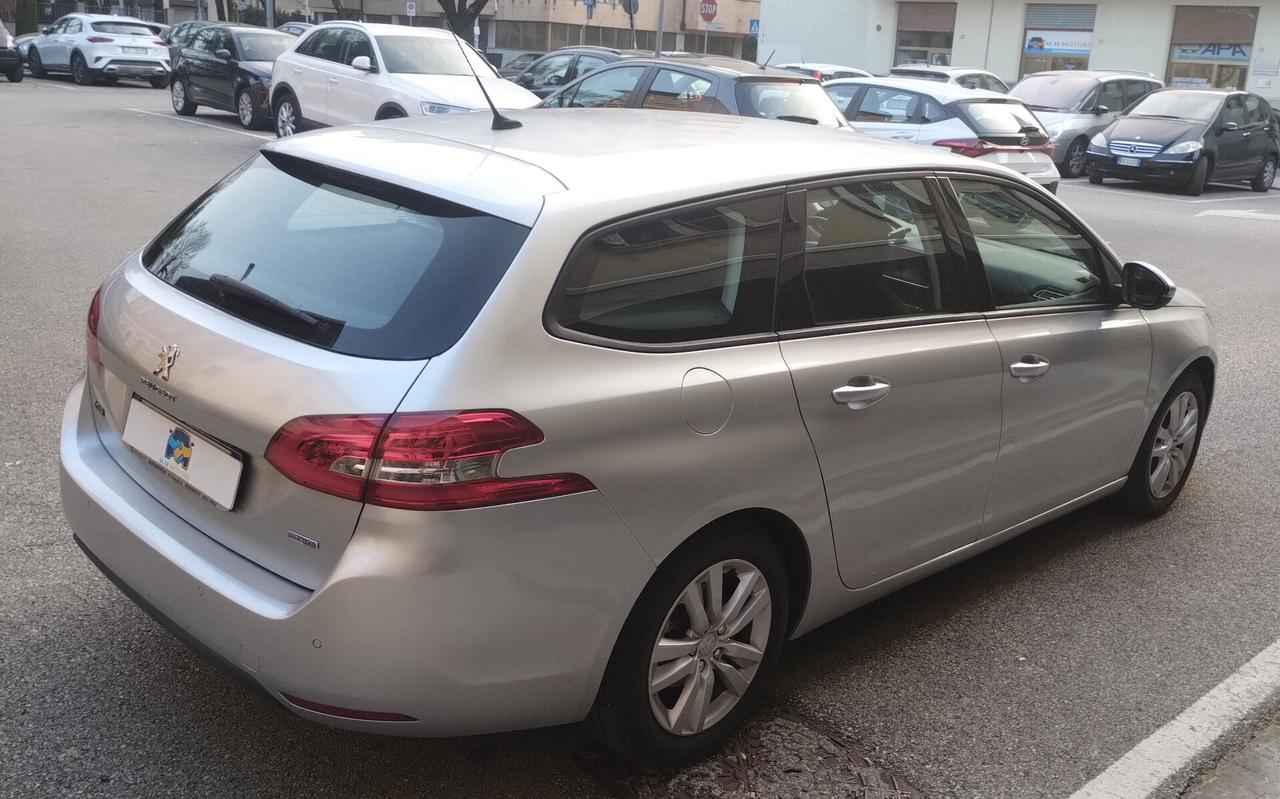 Peugeot 308 BlueHDi 120 S&S SW Business
