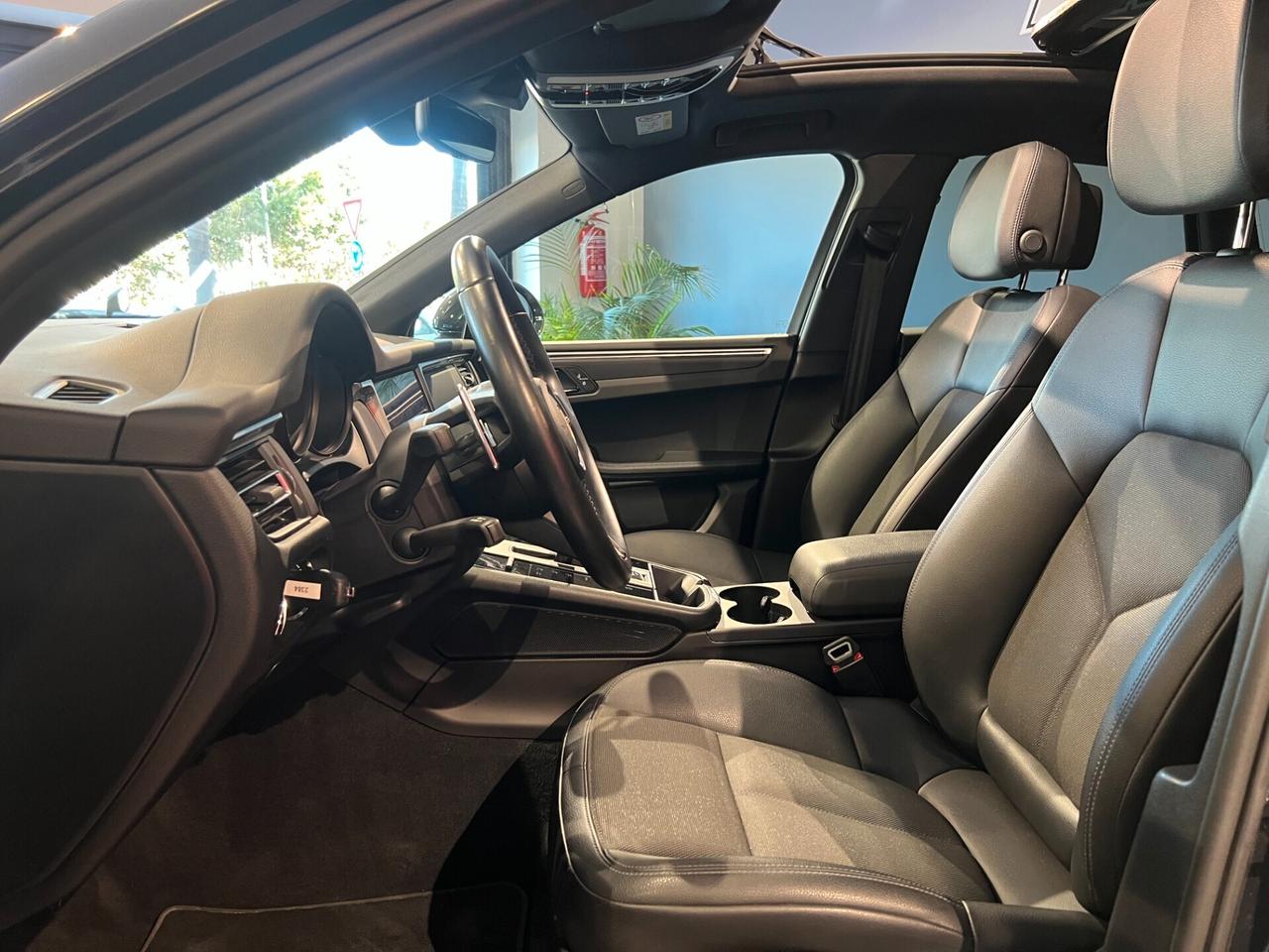 Porsche Macan 2.0 TETTO