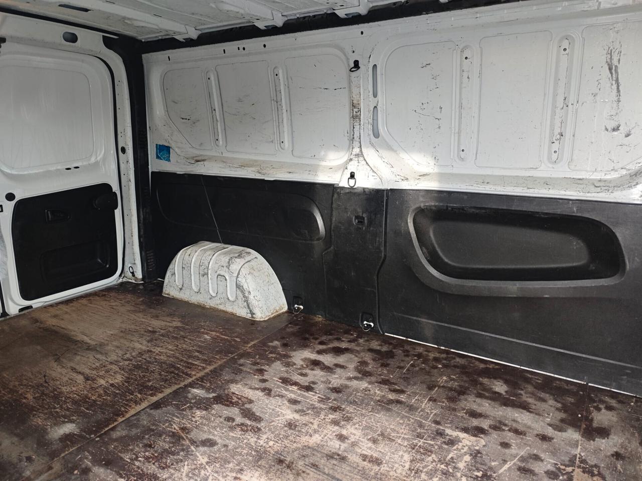 Renault Trafic T27 2.0 dCi 145CV PC-TN Furgone Energy Ice