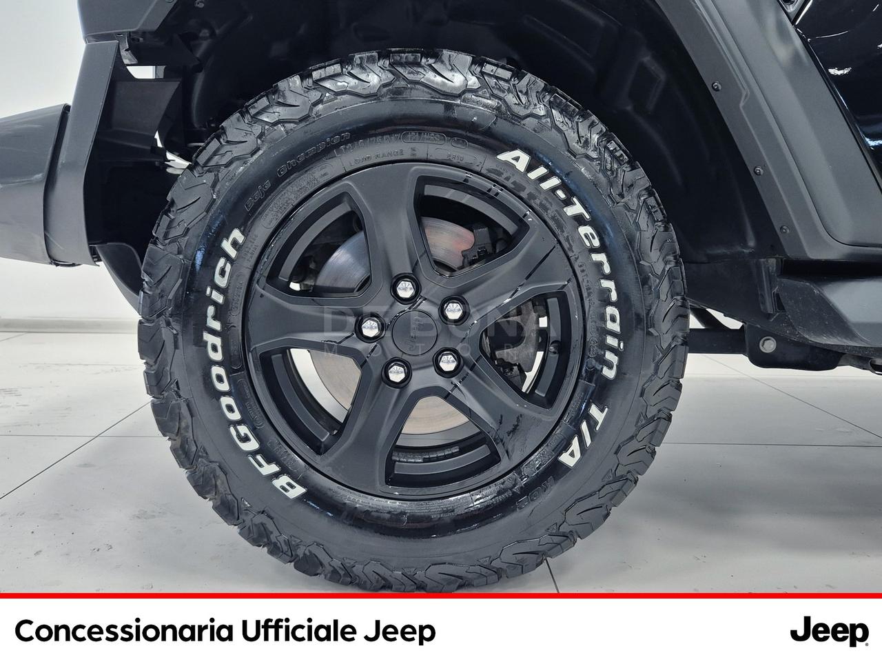 Jeep Wrangler unlimited 2.0 turbo sport auto