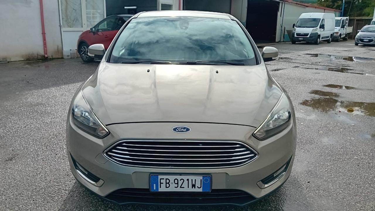 Ford focus 5P-1.5 tdci-titanium-full-2016