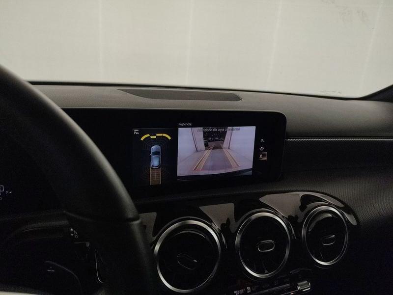 Mercedes-Benz Classe A A 180 d Sport auto