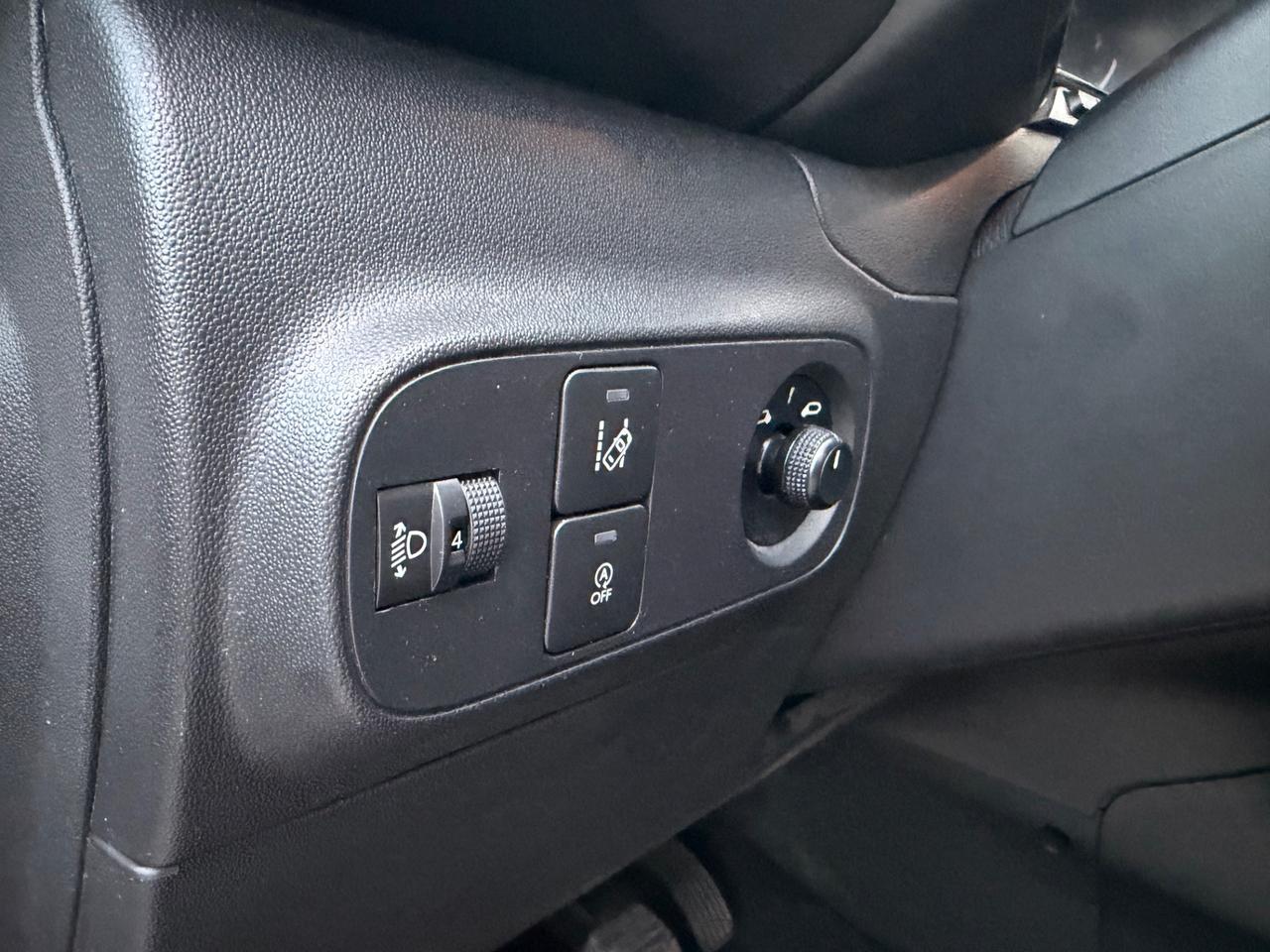 Citroen C3 1.2 Puretech CON GARANZIA-NEOPATENTATI