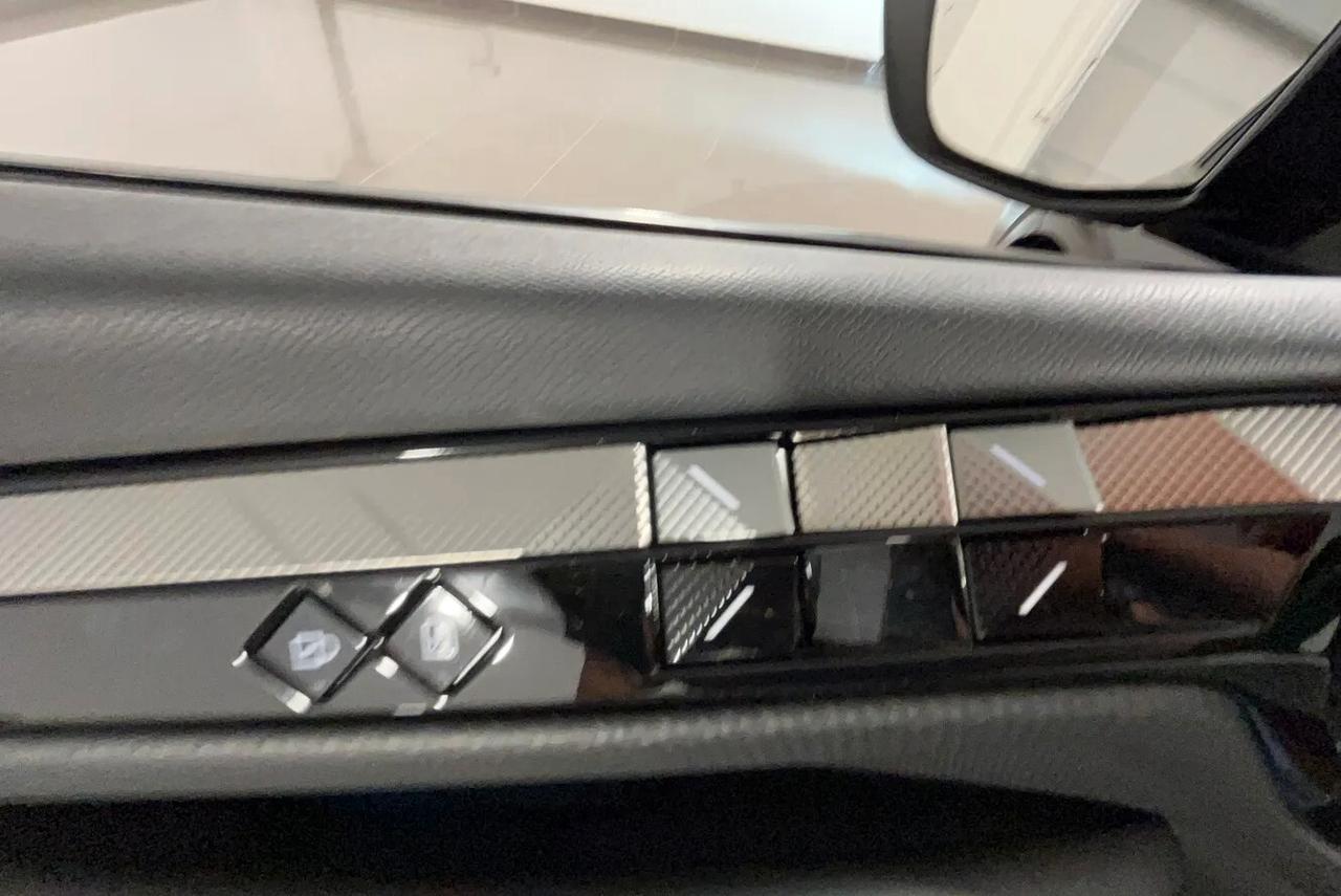 Ds DS4 4 E-Tense 225 Bastille Business