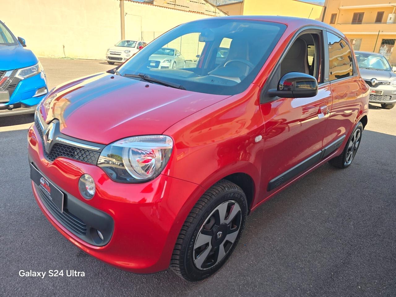Renault Twingo SCe Stop&Start La Parisienne
