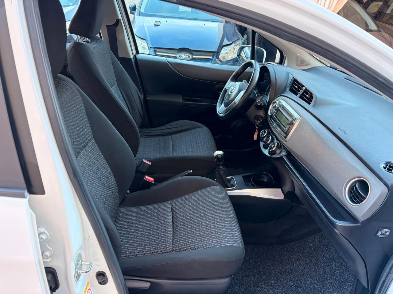 Toyota Yaris 1.0 5 porte Lounge