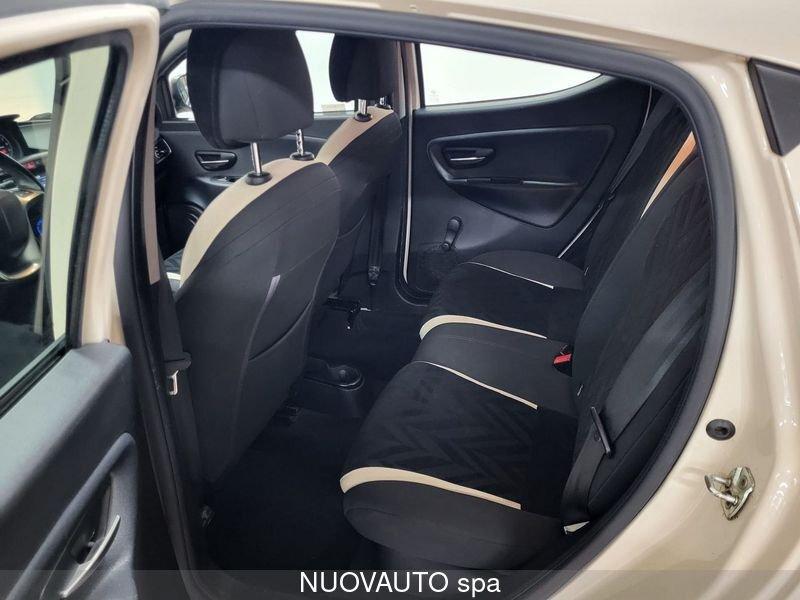 Lancia Ypsilon Ypsilon 1.2 69 CV 5 porte Silver