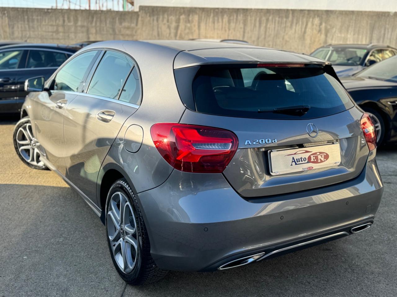 Mercedes-benz A 200 d Premium