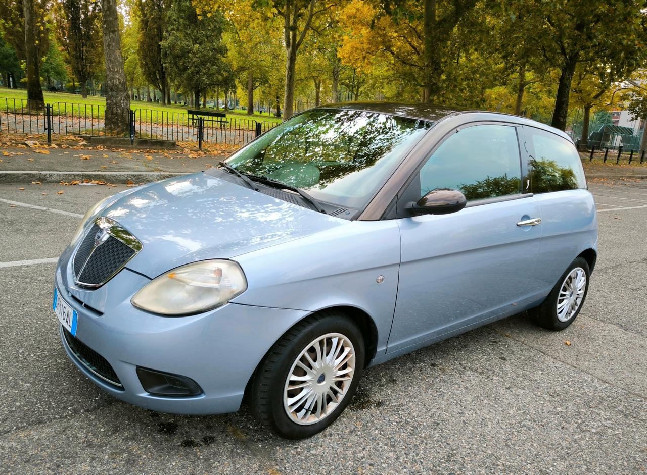 Lancia Ypsilon 1.2 Versus NEOPATENTATI