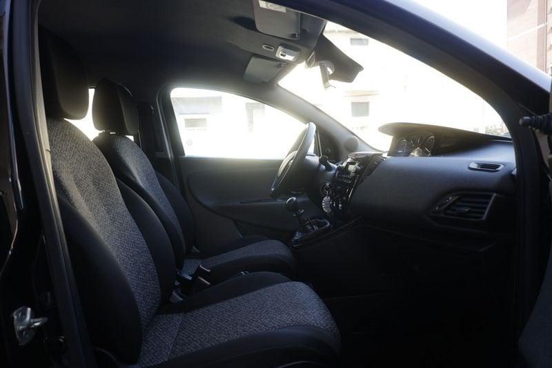 Lancia Ypsilon Lancia Ypsilon 1.0 FireFly 70cv Hybrid ALBERTA FERRETTI 51KW ANNO 2022