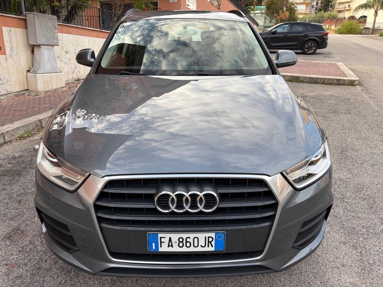 Audi Q3 2.0 TDI 150 CV Sport ok certificati !!!