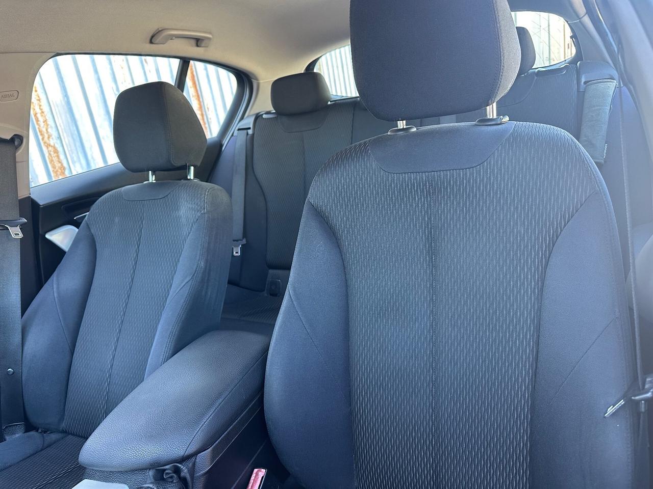 Bmw 116 116d 5p. Urban fullll