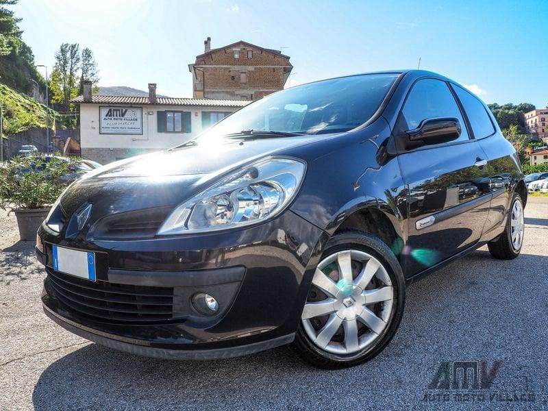 Renault Clio 1.2 16V TCE 100CV 3 p. Rip Curl