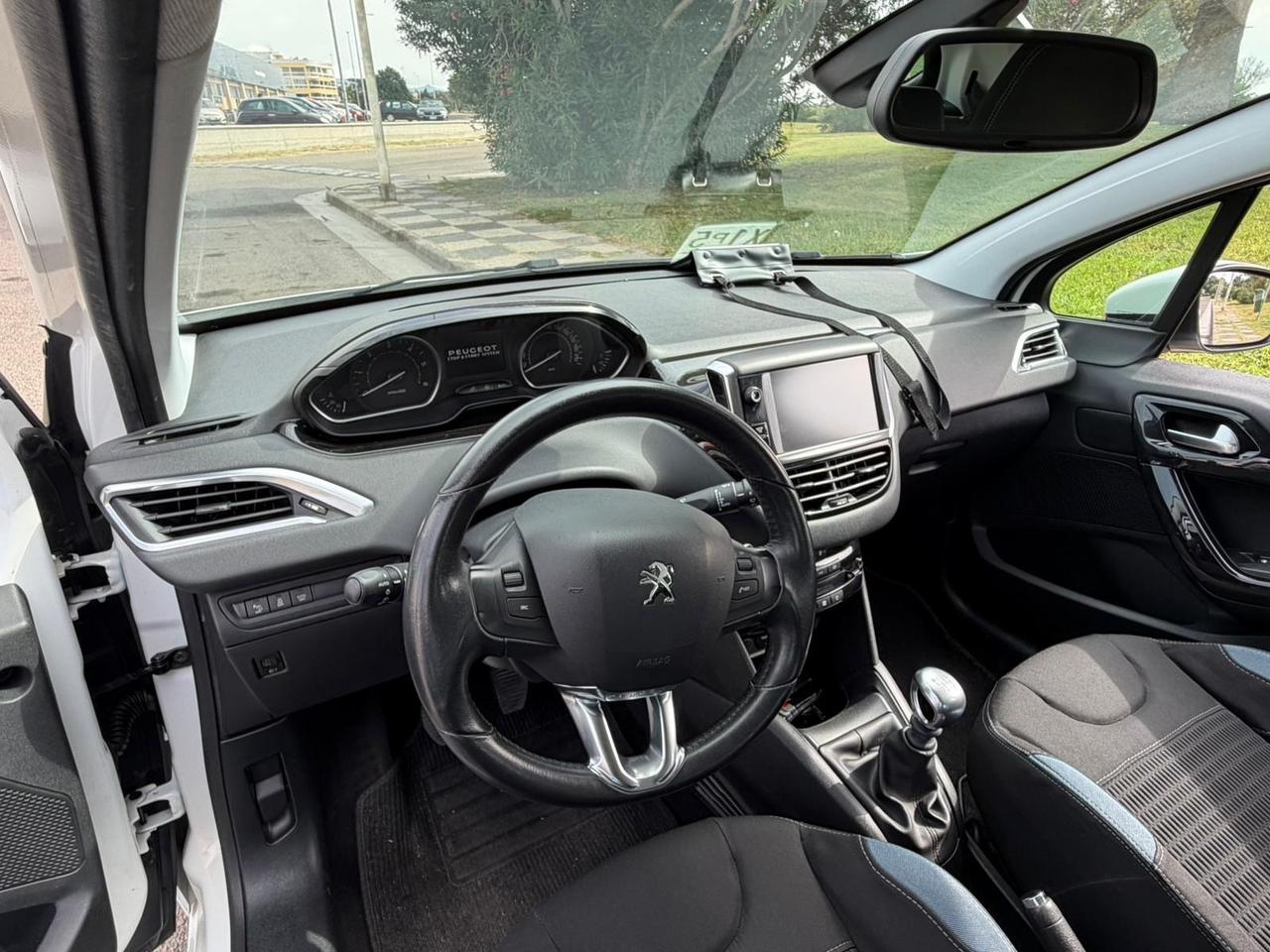 Peugeot 208 1.6 HDI Diesel -Neopatentati-Unico Proprietario
