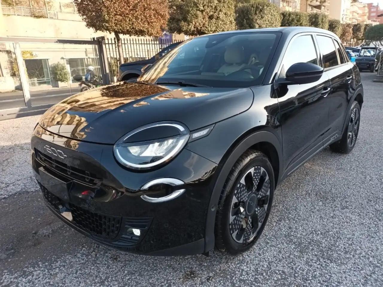 Fiat 600 Hybrid 110 CV DCT MHEV La Prima