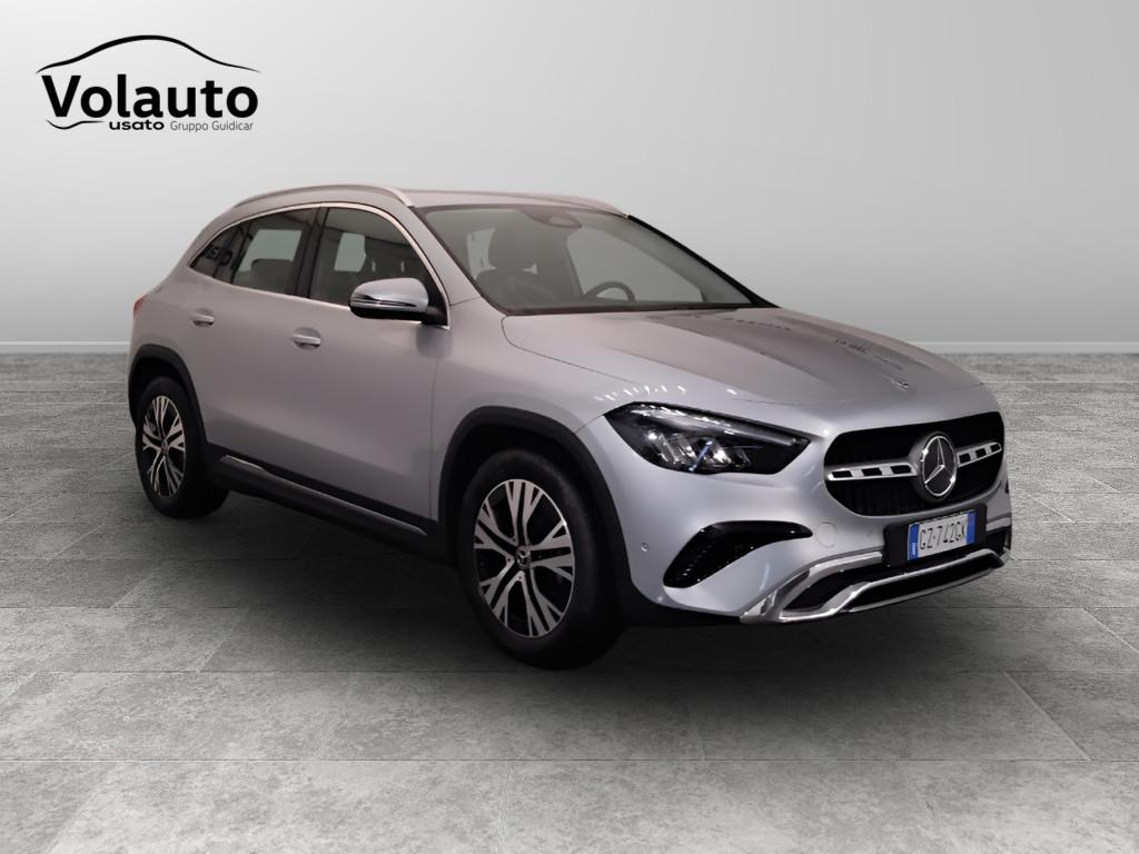 Mercedes-Benz GLA-H247 2023 - GLA 180 d Progressive Advanced auto