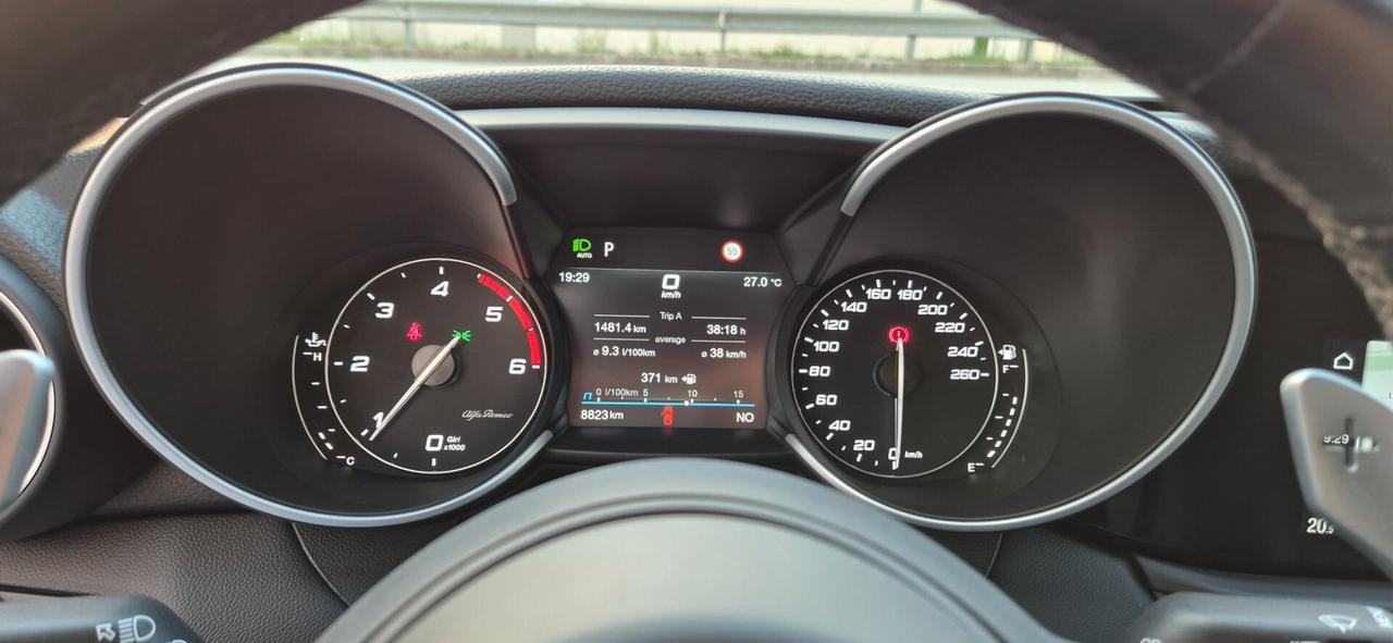 Alfa Romeo Giulia 2.2 TDi 210 CV AT8 AWD Q4 Veloce