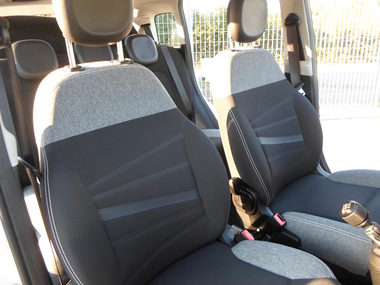 Fiat Panda 1.0 FireFly S&S Hybrid Red