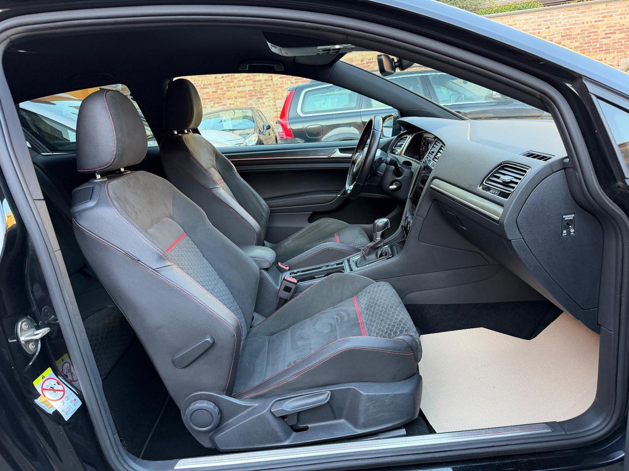 Volkswagen Golf GTI Performance 2.0 245 CV TSI DSG 3p. BMT