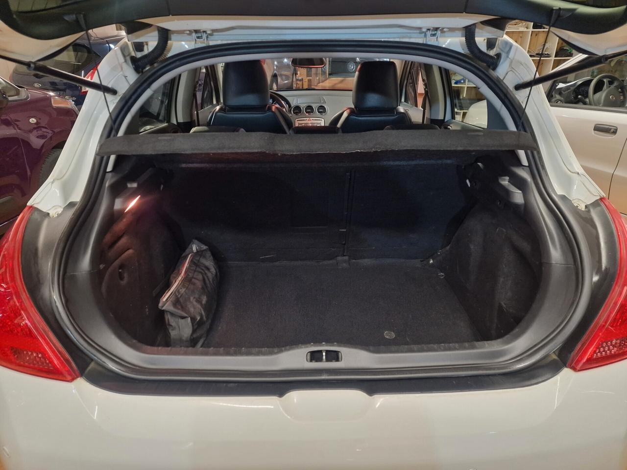 Peugeot 308 1.6 8V e-HDi 112CV Stop&Start 5p. Business